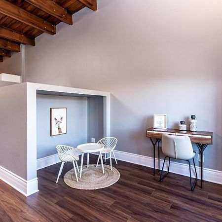 Family Friendly 3-Bedroom Beauty In Le Plateau By Denstays Montreal Luaran gambar