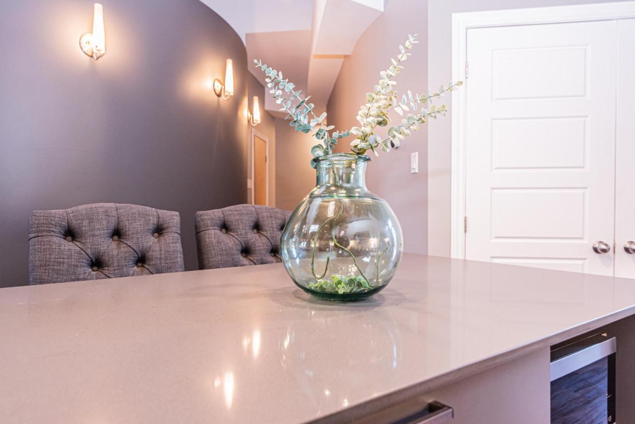 Family Friendly 3-Bedroom Beauty In Le Plateau By Denstays Montreal Luaran gambar